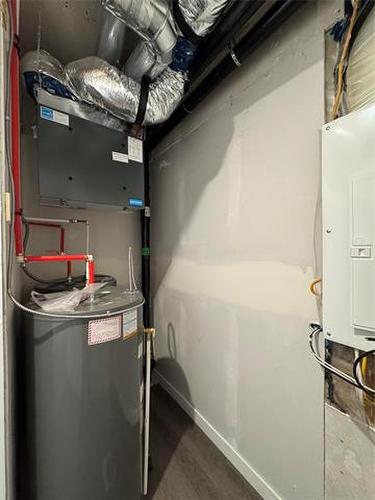 850 Burnell St, Winnipeg, MB 