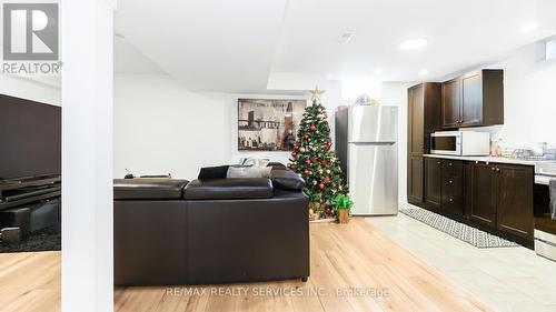 28 Atira Avenue, Brampton, ON - Indoor