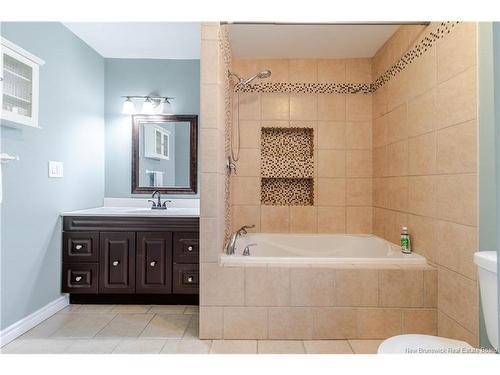 58 Lake Ave, Mcadam, NB 