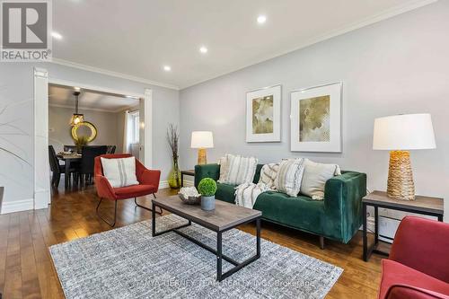 46 Foster Crescent, Whitby, ON - Indoor Photo Showing Living Room