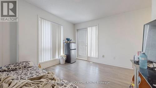 H212 - 90 Canon Jackson Drive, Toronto, ON - Indoor Photo Showing Bedroom