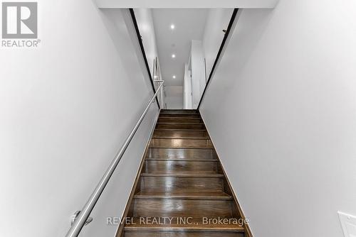 3 - 2504 Lakeshore Boulevard W, Toronto, ON - Indoor Photo Showing Other Room