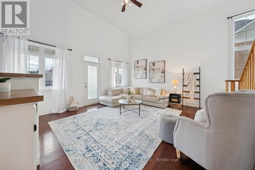 15 Eastgate Circle, Whitby (Brooklin), ON - Indoor Photo Showing Living Room