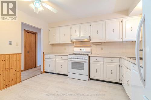 89 Angeline Street S, Kawartha Lakes (Lindsay), ON - Indoor Photo Showing Kitchen