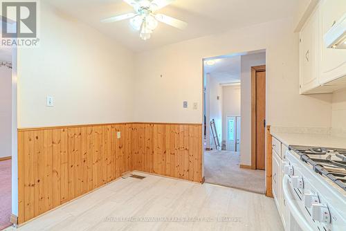 89 Angeline Street S, Kawartha Lakes (Lindsay), ON - Indoor Photo Showing Kitchen