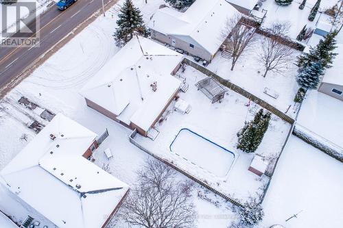 89 Angeline Street S, Kawartha Lakes (Lindsay), ON - Outdoor With View