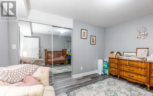 219 Humphrey Street, Hamilton, ON - Indoor Photo Showing Bedroom