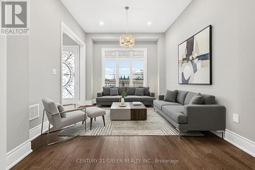 219 Humphrey Street, Hamilton, ON - Indoor Photo Showing Living Room