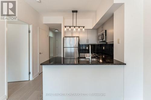 1509 - 83 Redpath Avenue, Toronto, ON - Indoor Photo Showing Kitchen