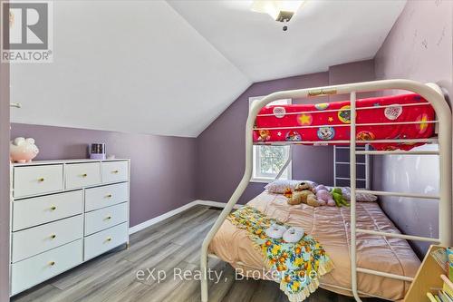 209 Garafraxa Street S, West Grey, ON - Indoor Photo Showing Bedroom