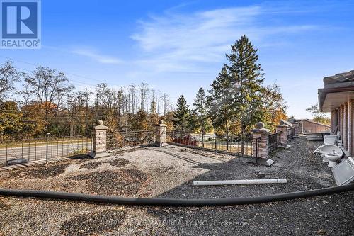 1010 Ritson Road N, Oshawa, ON - Outdoor