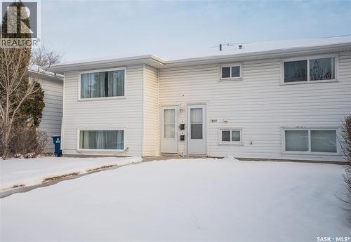 1409 Preston Avenue S, Saskatoon, SK - Outdoor