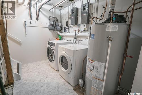 1409 Preston Avenue S, Saskatoon, SK - Indoor Photo Showing Laundry Room