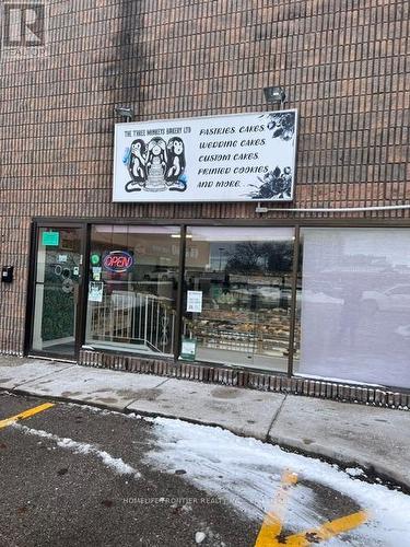 16 Wilstead Drive, Newmarket, ON 