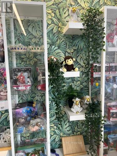 16 Wilstead Drive, Newmarket, ON 