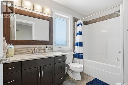 405 Golden Willow Way, Warman, SK - Indoor Photo Showing Bathroom