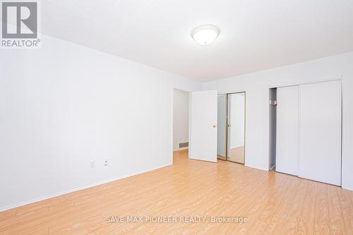 122 Centre Street N, Brampton, ON - Indoor Photo Showing Other Room