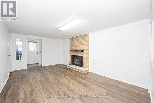 122 Centre Street N, Brampton, ON - Indoor With Fireplace