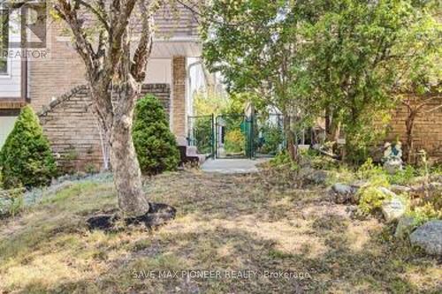 122 Centre Street N, Brampton, ON - Outdoor