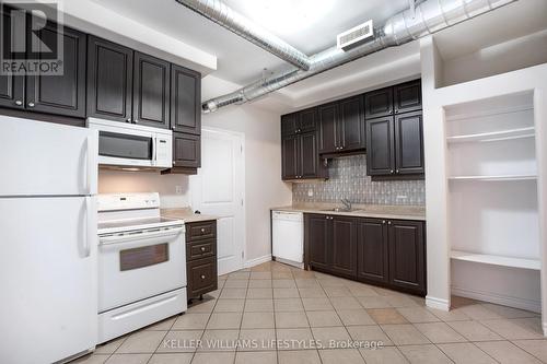 21 Elmwood Avenue E, London South (South F), ON - Indoor Photo Showing Kitchen