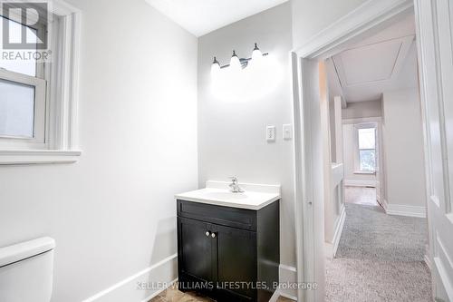 21 Elmwood Avenue E, London South (South F), ON - Indoor