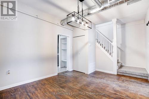 21 Elmwood Avenue E, London South (South F), ON - Indoor Photo Showing Other Room