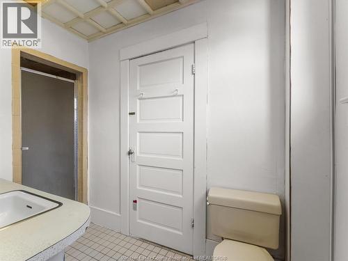 17 Pearl Street West, Kingsville, ON - Indoor Photo Showing Bathroom