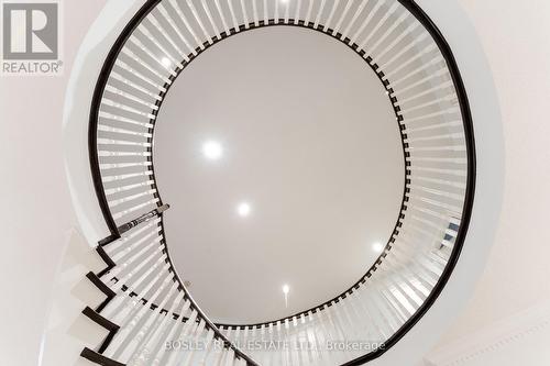 82 Woodstone Avenue, Richmond Hill, ON - Indoor Photo Showing Other Room