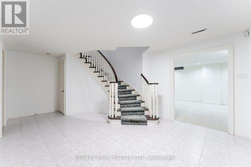 82 Woodstone Avenue, Richmond Hill, ON - Indoor Photo Showing Other Room