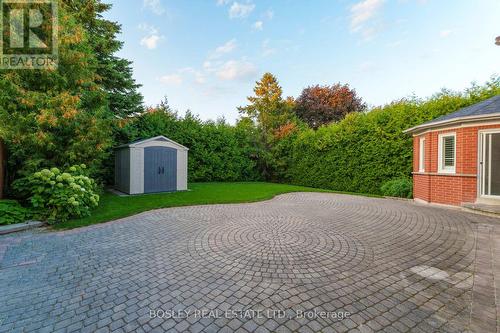 82 Woodstone Avenue, Richmond Hill, ON - Outdoor