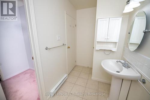 306 - 497 Birmingham St West Street W, Wellington North (Mount Forest), ON - Indoor Photo Showing Bathroom