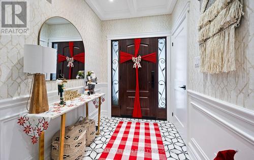 34 Previn Court, New Tecumseth, ON - Indoor Photo Showing Other Room