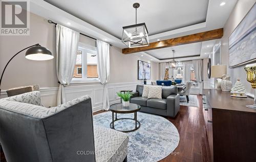 34 Previn Court, New Tecumseth, ON - Indoor Photo Showing Living Room