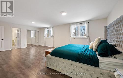 34 Previn Court, New Tecumseth, ON - Indoor Photo Showing Bedroom