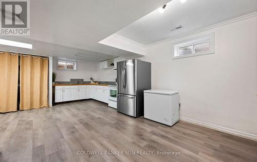 34 Previn Court, New Tecumseth, ON - Indoor