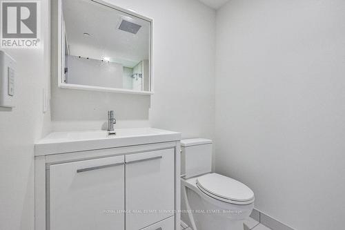 1222 - 212 King William Street, Hamilton, ON - Indoor Photo Showing Bathroom