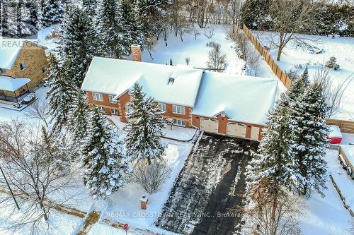 25 Cunningham Drive, Essa, ON - Outdoor