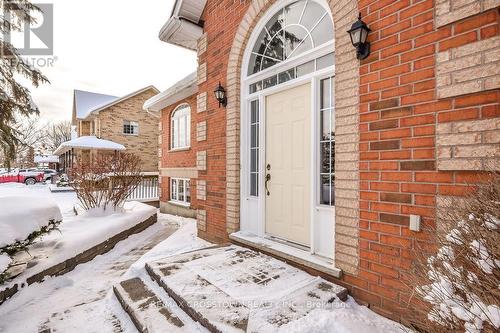 25 Cunningham Drive, Essa, ON - Outdoor With Exterior