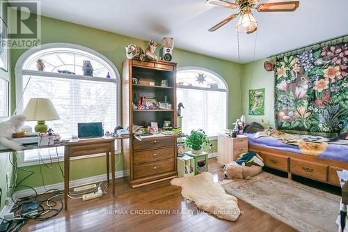 25 Cunningham Drive, Essa, ON - Indoor