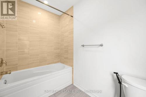 3205 Mosley Street, Wasaga Beach, ON - Indoor Photo Showing Bathroom
