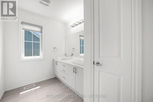 3205 Mosley Street, Wasaga Beach, ON - Indoor Photo Showing Bathroom