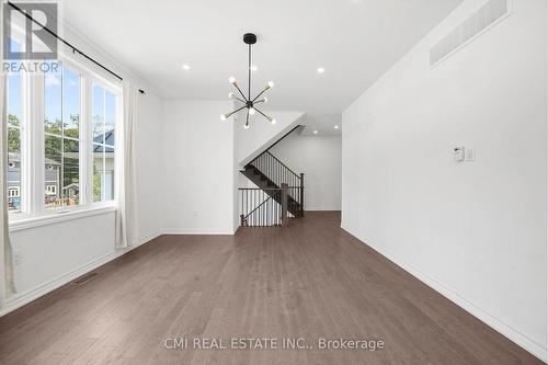 3205 Mosley Street, Wasaga Beach, ON - Indoor Photo Showing Other Room