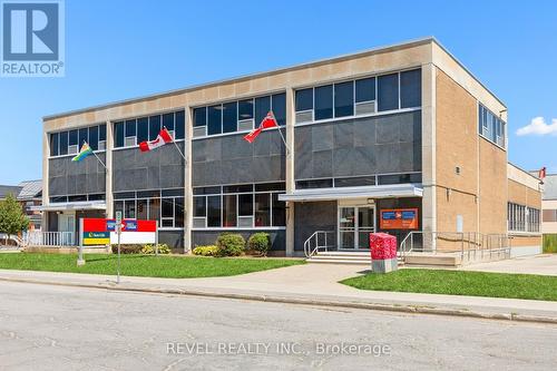 Upper 3 - 34 Cambridge Street S, Kawartha Lakes (Lindsay), ON 
