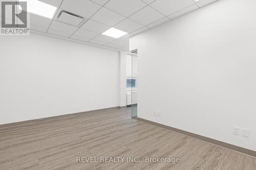 Upper 3 - 34 Cambridge Street S, Kawartha Lakes (Lindsay), ON 