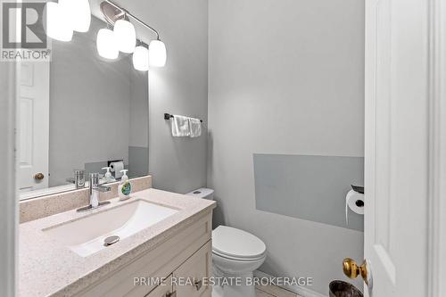 Unit 5 - 366 Richmond Street, London East (East K), ON - Indoor Photo Showing Bathroom