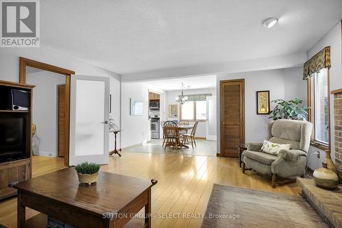 53 Graydon Street, London East (East N), ON - Indoor Photo Showing Living Room