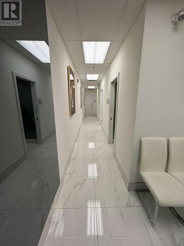 422 - 3075 Hospital Gate, Oakville, ON 