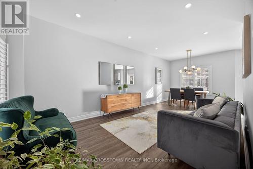 1 Black Ash Trail, Barrie, ON - Indoor Photo Showing Living Room
