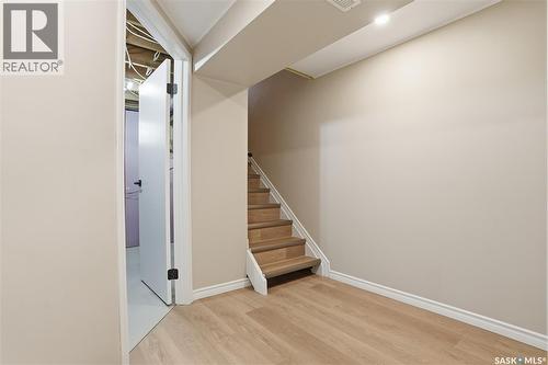 421 9Th Street, Saskatoon, SK - Indoor Photo Showing Other Room