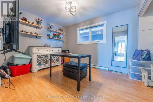 17 Champlain Crescent, Kapuskasing, ON - Indoor